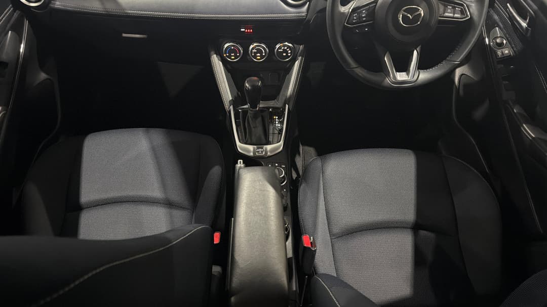 2022 Mazda Mazda2 G15 Evolve, Automatic, 17531 km, Center Console