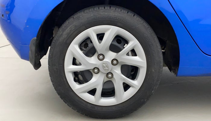 2017 Hyundai Grand i10 SPORTZ 1.2 KAPPA VTVT, Petrol, Manual, 13,705 km, Right Rear Wheel