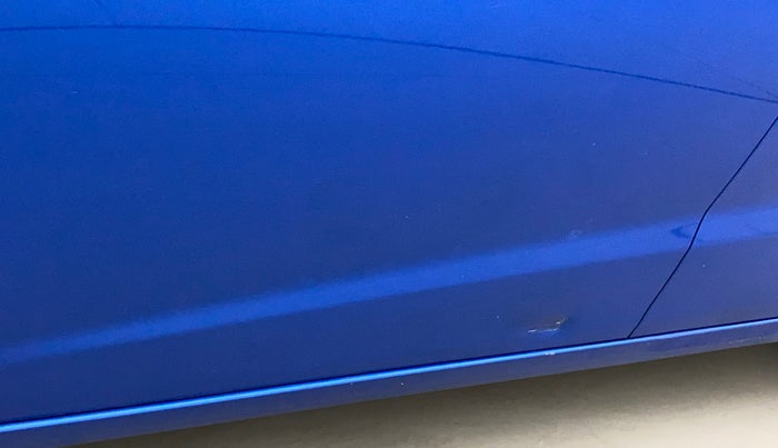 2017 Hyundai Grand i10 SPORTZ 1.2 KAPPA VTVT, Petrol, Manual, 13,705 km, Front passenger door - Minor scratches
