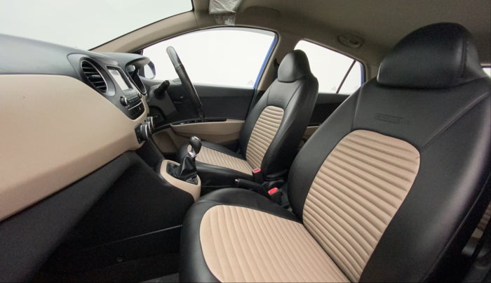 2017 Hyundai Grand i10 SPORTZ 1.2 KAPPA VTVT, Petrol, Manual, 13,705 km, Right Side Front Door Cabin