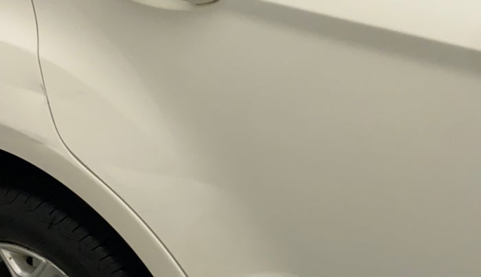 2017 Ford Ecosport TITANIUM 1.5L PETROL AT, Petrol, Automatic, 97,028 km, Right rear door - Slightly dented