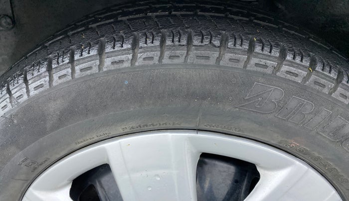 2014 Maruti Alto K10 VXI P, Petrol, Manual, 78,107 km, Left Front Tyre Tread