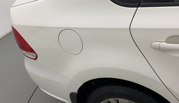 2015 Volkswagen Vento HIGHLINE 1.6 MPI, Petrol, Manual, 1,07,722 km, Right quarter panel - Slightly dented