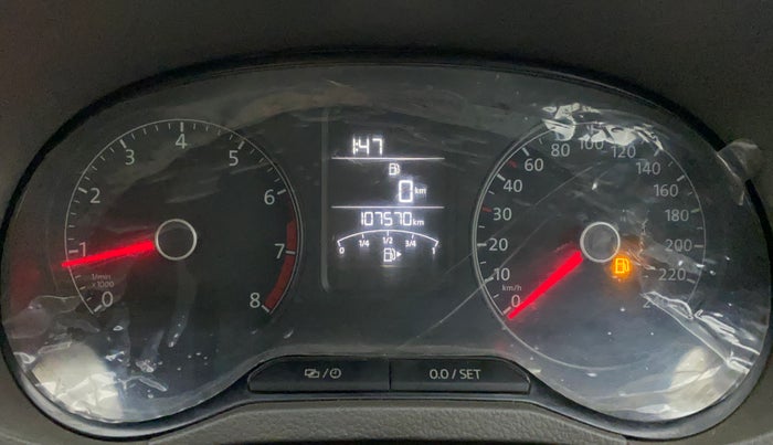 2015 Volkswagen Vento HIGHLINE 1.6 MPI, Petrol, Manual, 1,07,722 km, Odometer Image