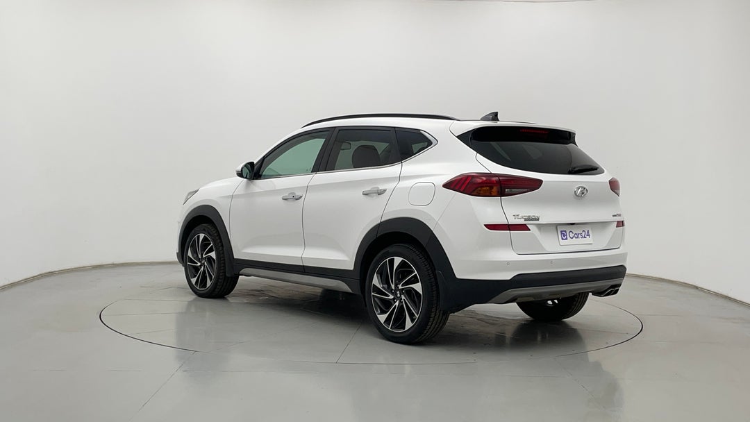 Left Back Diagonal (45- Degree) View