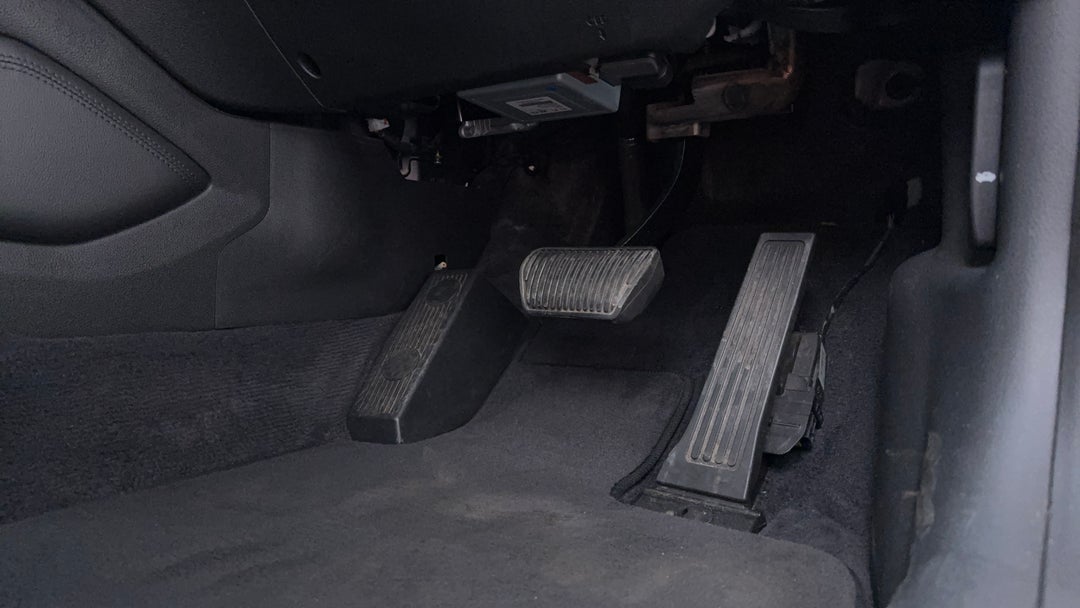 Pedals and Footmat