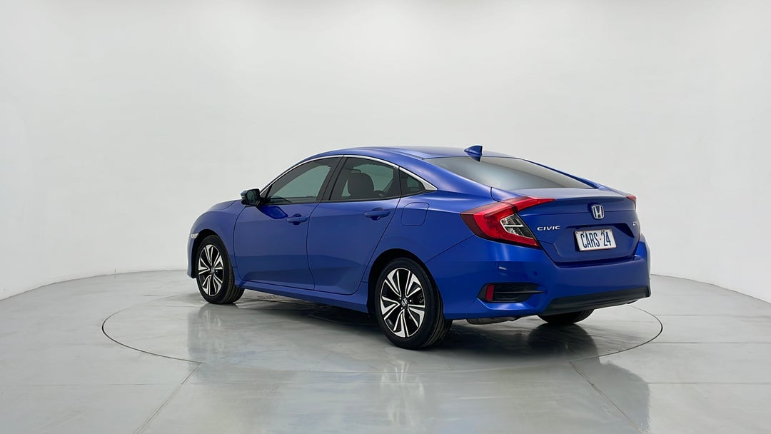 Left Back Diagonal (45- Degree) View