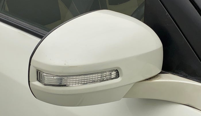 2013 Maruti Swift Dzire VXI, Petrol, Manual, 82,314 km, Right rear-view mirror - Minor scratches