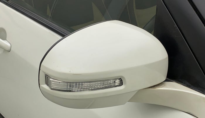 2013 Maruti Swift Dzire VXI, Petrol, Manual, 82,314 km, Right rear-view mirror - Slight misalignment