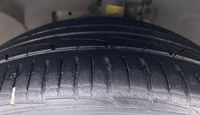 2018 Ford Ecosport 1.5 TDCI TITANIUM PLUS, Diesel, Manual, 72,325 km, Left Front Tyre Tread