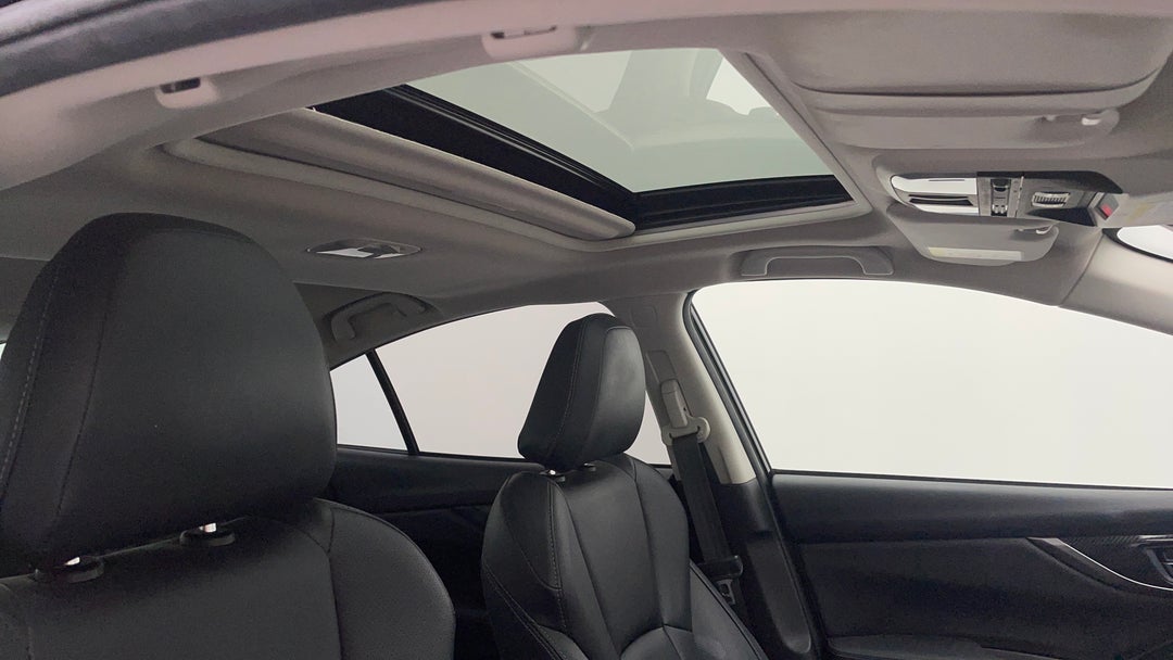 Interior Sunroof/Moonroof