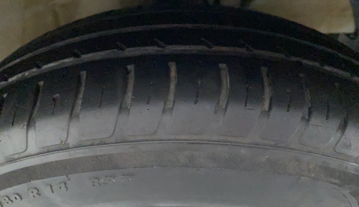 2019 Maruti Dzire VXI, Petrol, Manual, Right Front Tyre Tread
