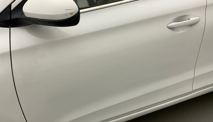 2016 Hyundai Elite i20 MAGNA 1.2, Petrol, Manual, 69,252 km, Front passenger door - Slightly dented