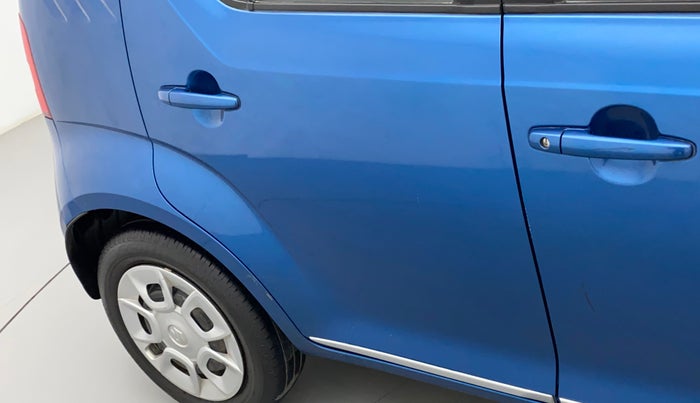 2018 Maruti IGNIS DELTA 1.2, Petrol, Manual, 20,004 km, Right rear door - Minor scratches