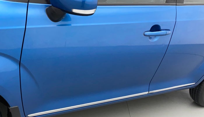 2018 Maruti IGNIS DELTA 1.2, Petrol, Manual, 20,004 km, Front passenger door - Slightly dented