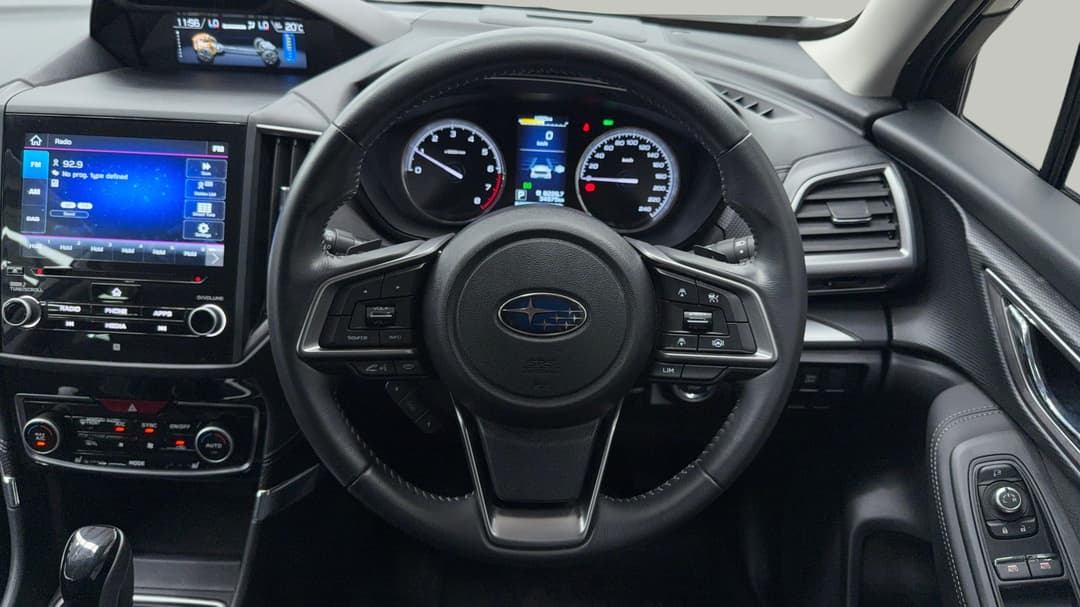 2023 Subaru Forester Hybrid L (AWD), Automatic, 34575 km, Steering Wheel Close-up