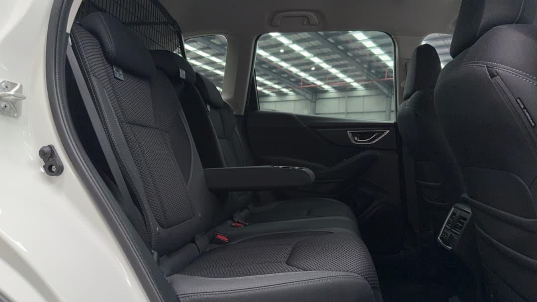 2023 Subaru Forester Hybrid L (AWD), Automatic, 34575 km, Right Side Rear Door Cabin View