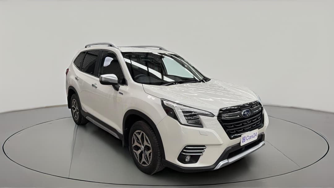 2023 Subaru Forester Hybrid L (AWD), Automatic, 34575 km, Right Front Diagonal (45- Degree) View