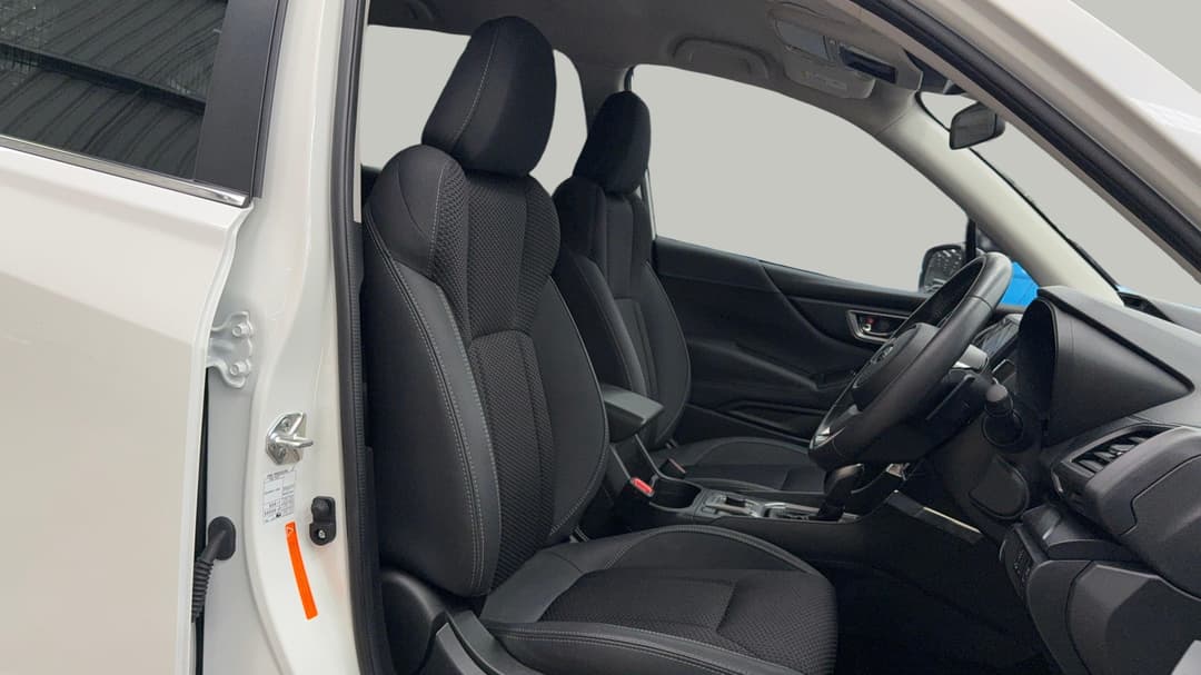 2023 Subaru Forester Hybrid L (AWD), Automatic, 34575 km, Right Side Front Door Cabin View