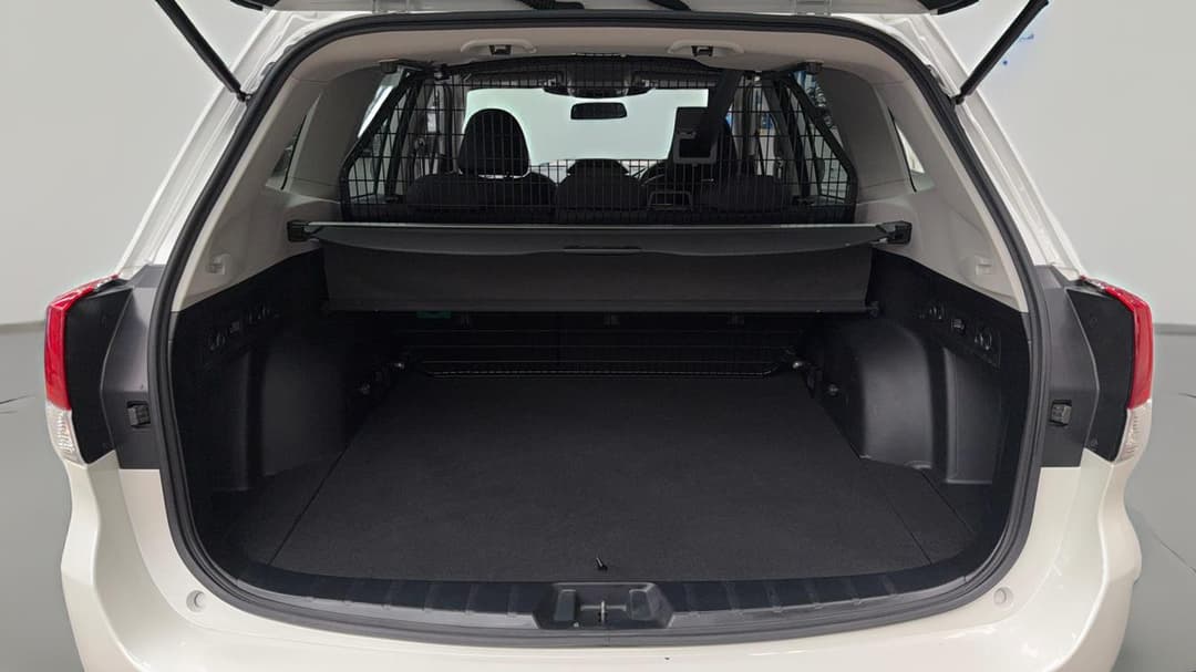 2023 Subaru Forester Hybrid L (AWD), Automatic, 34575 km, Boot Inside View