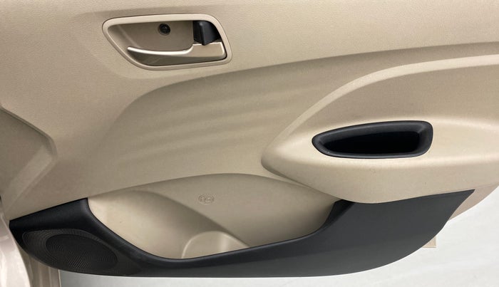2021 Hyundai NEW SANTRO 1.1 SPORTS AMT, Petrol, Automatic, 5,733 km, Driver Side Door Panels Control