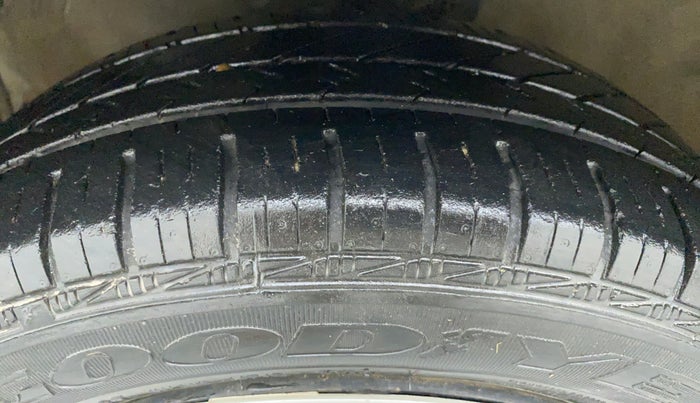 2019 Maruti Celerio ZXI D, Petrol, Manual, 16,543 km, Left Front Tyre Tread