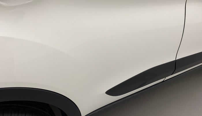 2022 Tata NEXON XZ PLUS DIESEL, Diesel, Manual, 36,031 km, Right rear door - Minor scratches