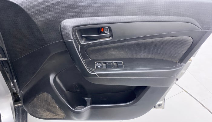2019 Maruti Vitara Brezza VDI, Diesel, Manual, 88,438 km, Driver Side Door Panels Control
