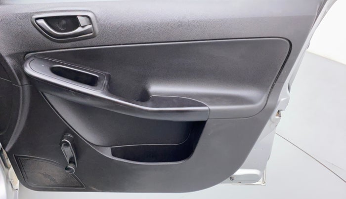2017 Tata Bolt XE QUADRAJET, Diesel, Manual, 66,545 km, Driver Side Door Panels Control