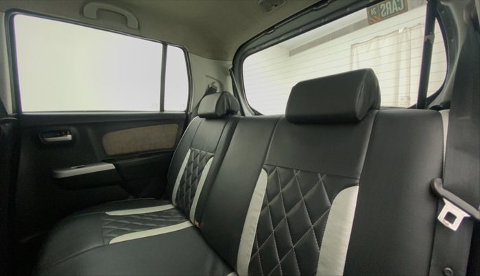 2015 Maruti Wagon R 1.0 VXI, Petrol, Manual, 63,478 km, Right Side Rear Door Cabin