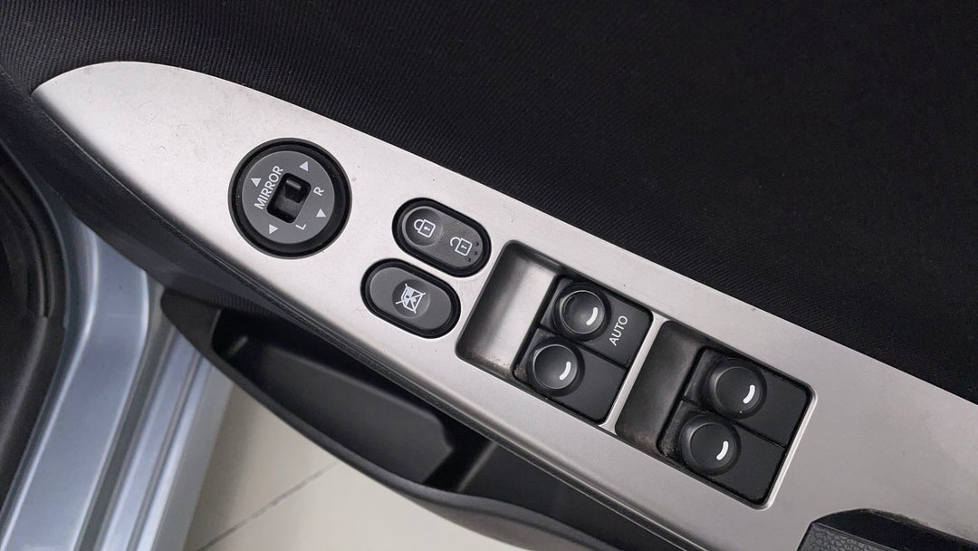 2019 Hyundai Accent Sport, Automatic, 120117 km, Drivers Side Door Panel Controls