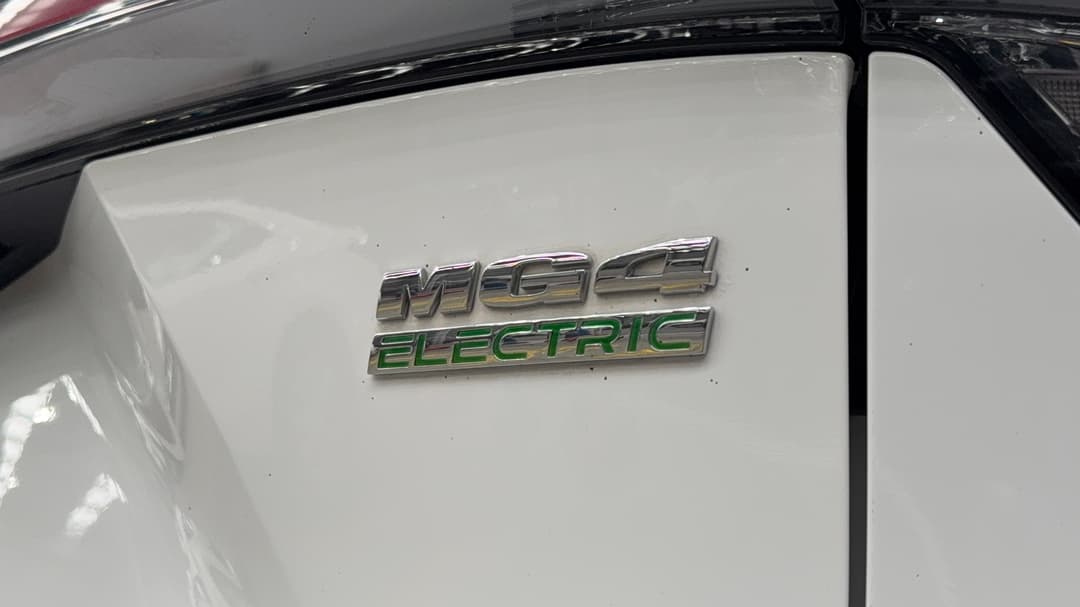 2023 MG Mg4 Essence 64, Automatic, 47394 km, Badge (Boot Right Side)