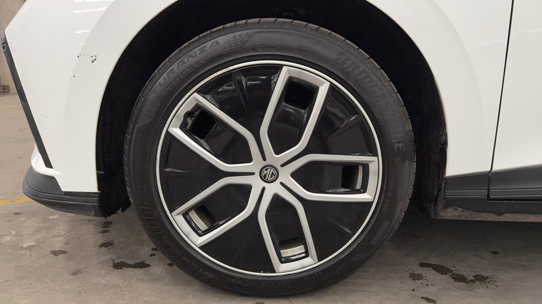 2023 MG Mg4 Essence 64, Automatic, 47394 km, Left Front Wheel