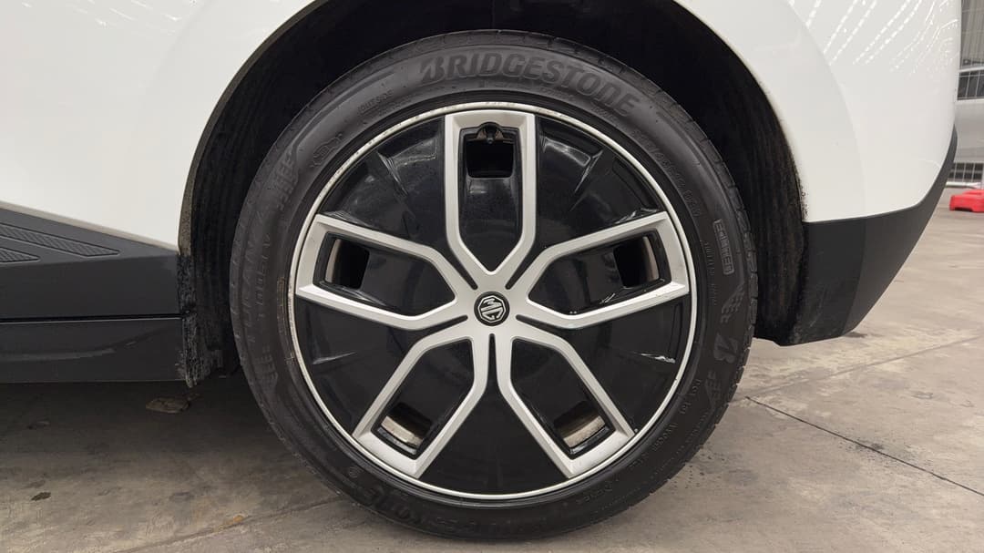 2023 MG Mg4 Essence 64, Automatic, 47394 km, Left Rear Wheel