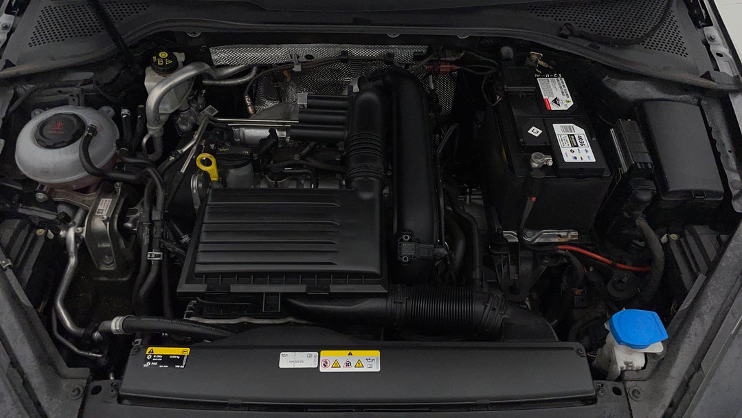 Open Bonnet (Engine)