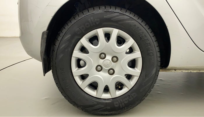 2011 Hyundai i20 MAGNA 1.2, Petrol, Manual, 39,846 km, Right Rear Wheel