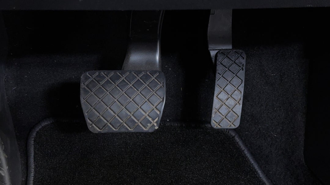 Pedals and Footmat