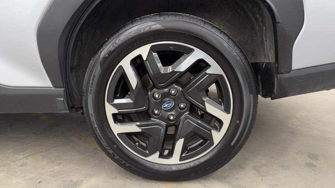 2025 Subaru Forester 2.5i (AWD), Automatic, 33616 km, Left Rear Wheel