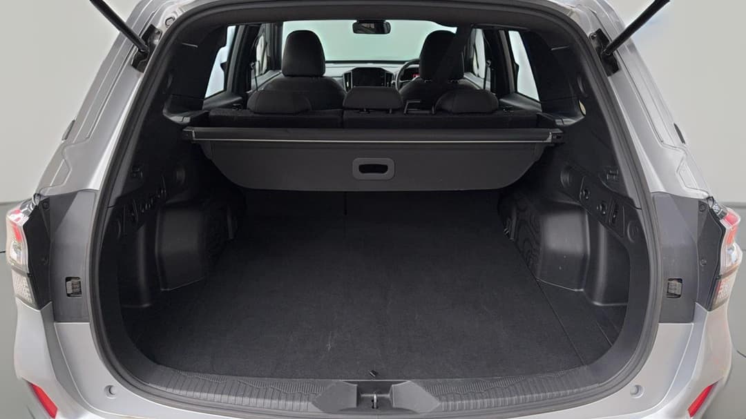 2025 Subaru Forester 2.5i (AWD), Automatic, 33616 km, Boot Inside View