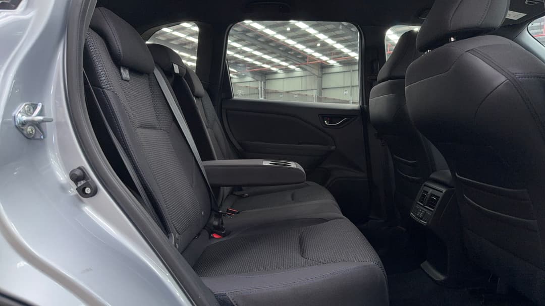 2025 Subaru Forester 2.5i (AWD), Automatic, 33616 km, Right Side Rear Door Cabin View