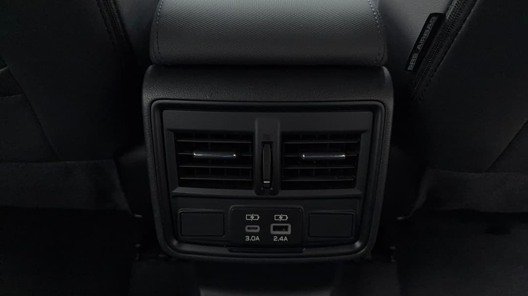 2025 Subaru Forester 2.5i (AWD), Automatic, 33616 km, Rear A/C Vent
