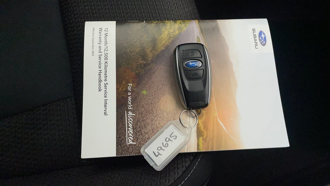 2024 Subaru Outback Awd, Automatic, 48756 km, Key Close-up