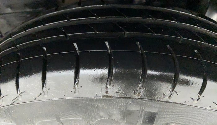 2015 Maruti Ritz VDI, Diesel, Manual, 77,251 km, Left Rear Tyre Tread