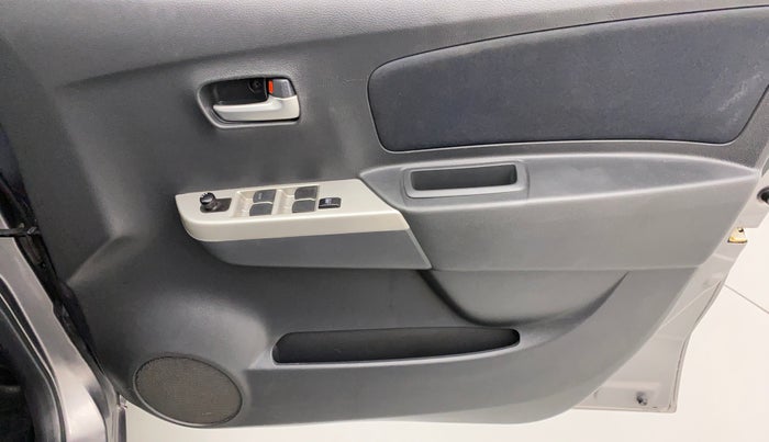 2012 Maruti Wagon R 1.0 VXI, Petrol, Manual, 37,927 km, Driver Side Door Panels Control