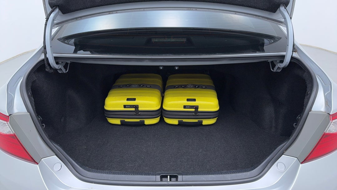 2017 Toyota Camry Altise, Automatic, 86225 km, Boot Inside View with Luggage