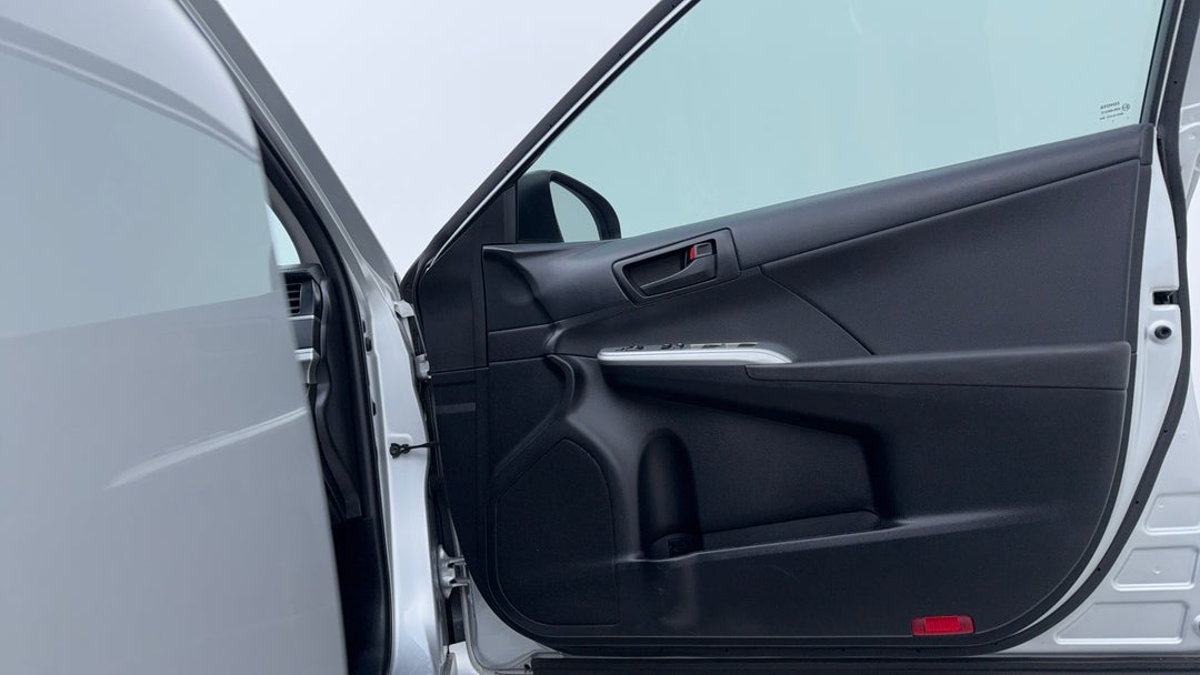 2017 Toyota Camry Altise, Automatic, 86225 km, Speaker View