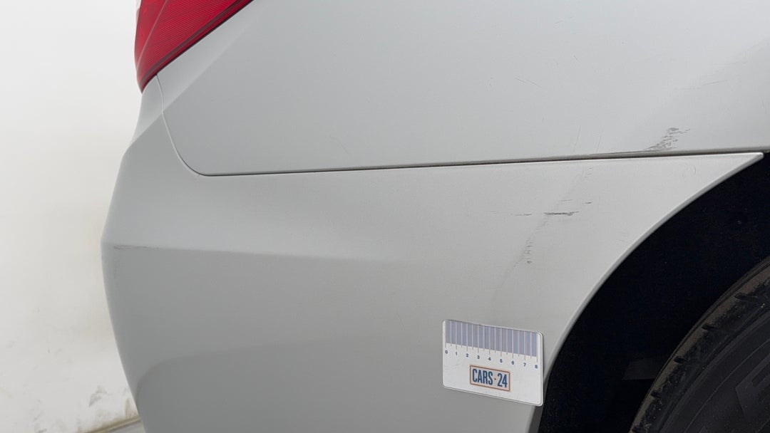 2017 Toyota Camry Altise, Automatic, 86225 km, Bumper Rear Scratch