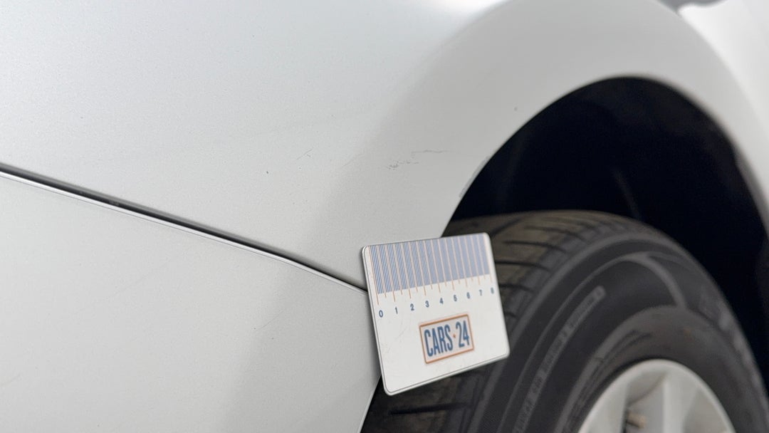 2017 Toyota Camry Altise, Automatic, 86225 km, Quarter Panel Front LHS Guard Scratch