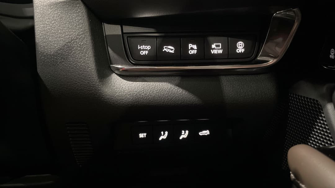 2022 Mazda CX-30 G25 Astina (AWD), Automatic, 26548 km, Utility Switches/Buttons