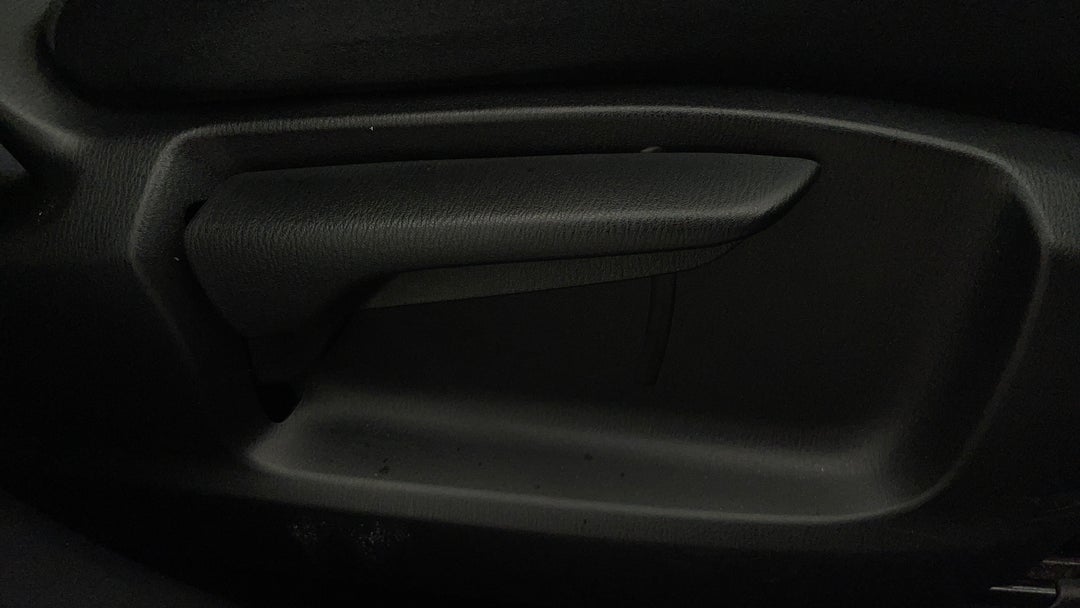 2019 Mazda CX-9 Sport (FWD), Automatic, 121865 km, Drivers Side Adjustment Panel